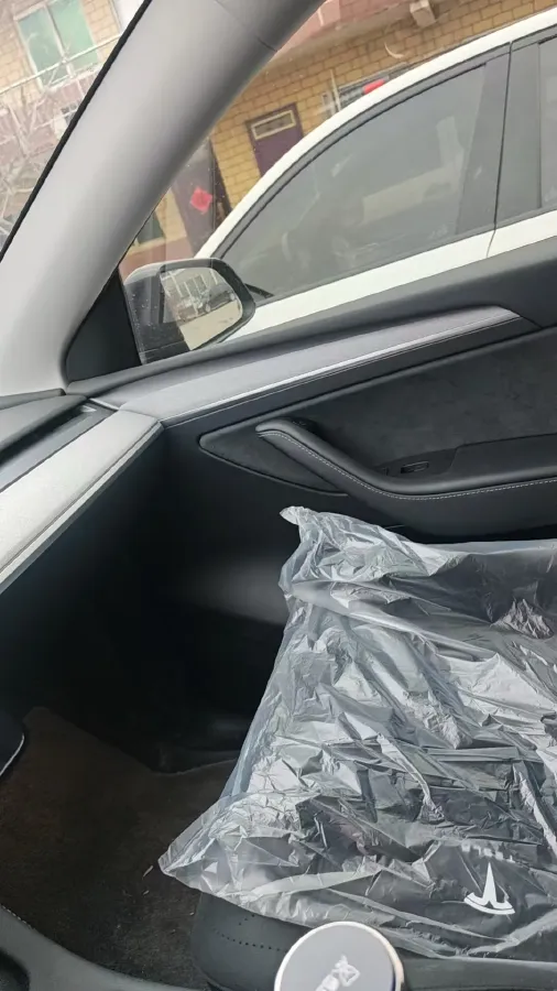 2024 Tesla Model Y BEV 78.4KWH,autocango,china used car exporter,china ev exporter,chinese used car exporter,chinese used ev exporter