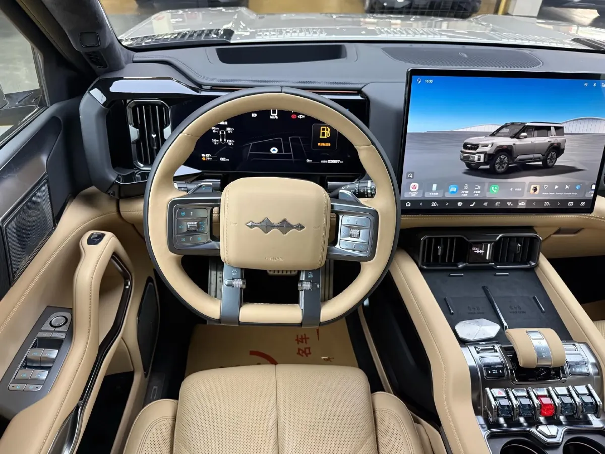 2025 FangChengBao Bao 8 2.0T 245HP L4 E-CVT PHEV 36.8KWH,autocango,china used car exporter,china ev exporter,chinese used car exporter,chinese used ev exporter