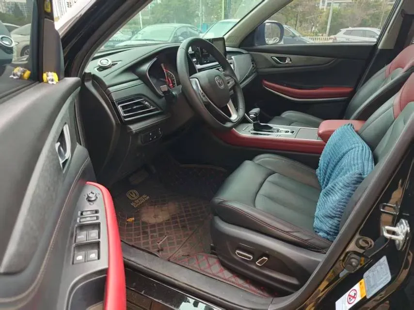 2022 ChangAn CS75 1.5T 180HP L4 7DCT,autocango,china used car exporter,china ev exporter,chinese used car exporter,chinese used ev exporter