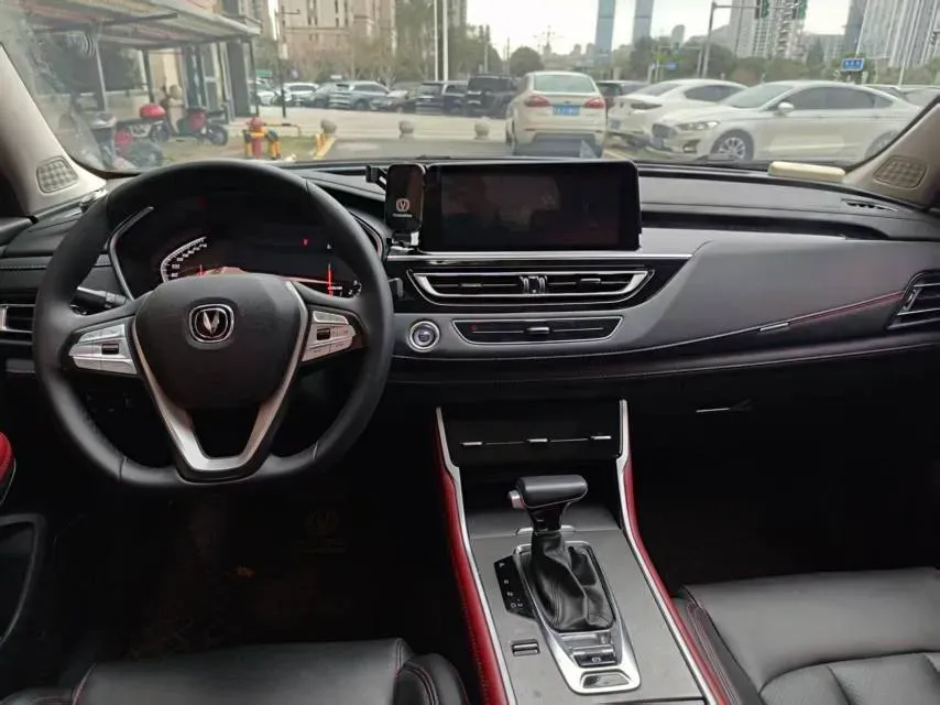 2022 ChangAn CS75 1.5T 180HP L4 7DCT,autocango,china used car exporter,china ev exporter,chinese used car exporter,chinese used ev exporter