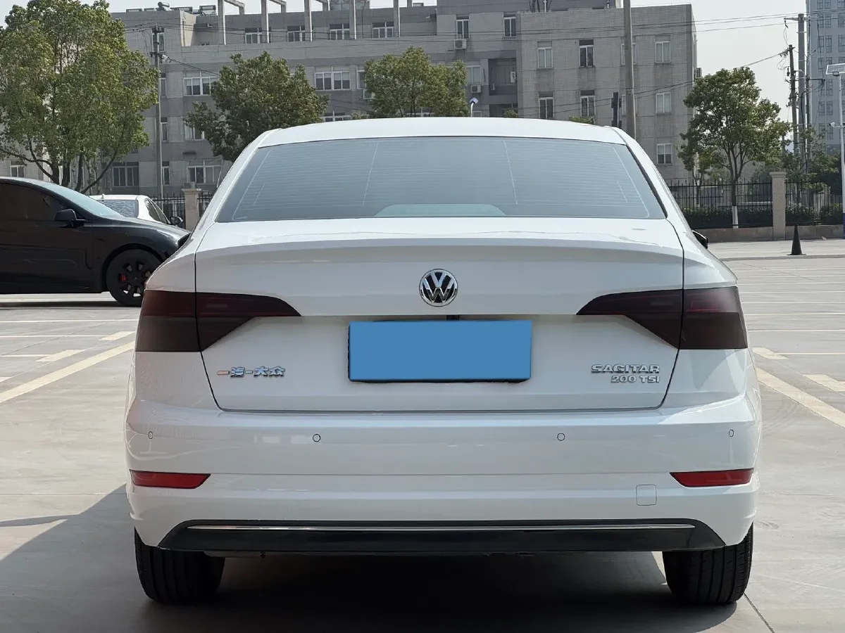 2019 Jeep Renegade 1.3T 173HP L4 7DCT,autocango,china used car exporter,china ev exporter,chinese used car exporter,chinese used ev exporter