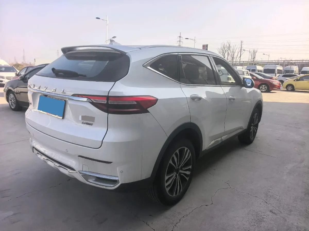 2019 Haval F7 2.0T 197HP L4 7DCT,autocango,china used car exporter,china ev exporter,chinese used car exporter,chinese used ev exporter