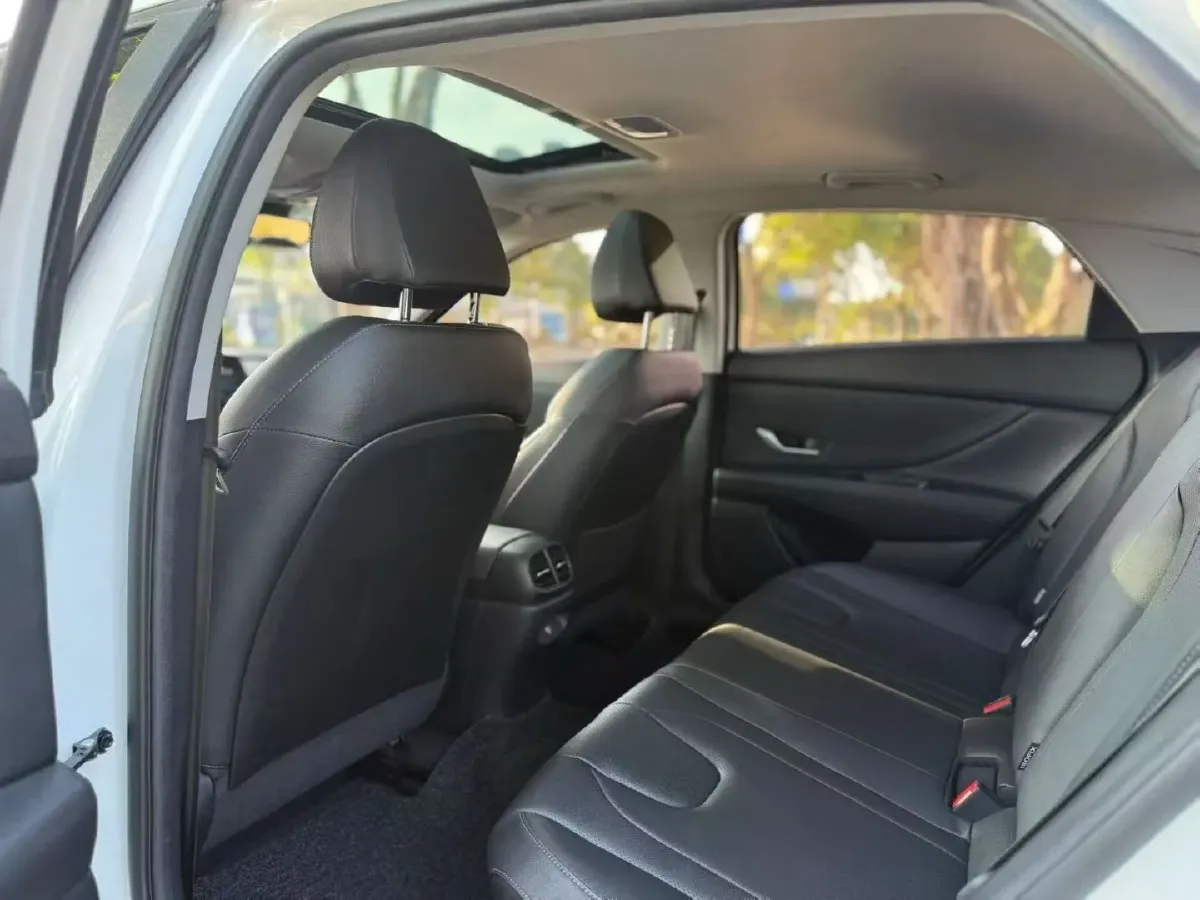 2023 Hyundai Elantra 1.5L 115HP L4 CVT,autocango,china used car exporter,china ev exporter,chinese used car exporter,chinese used ev exporter