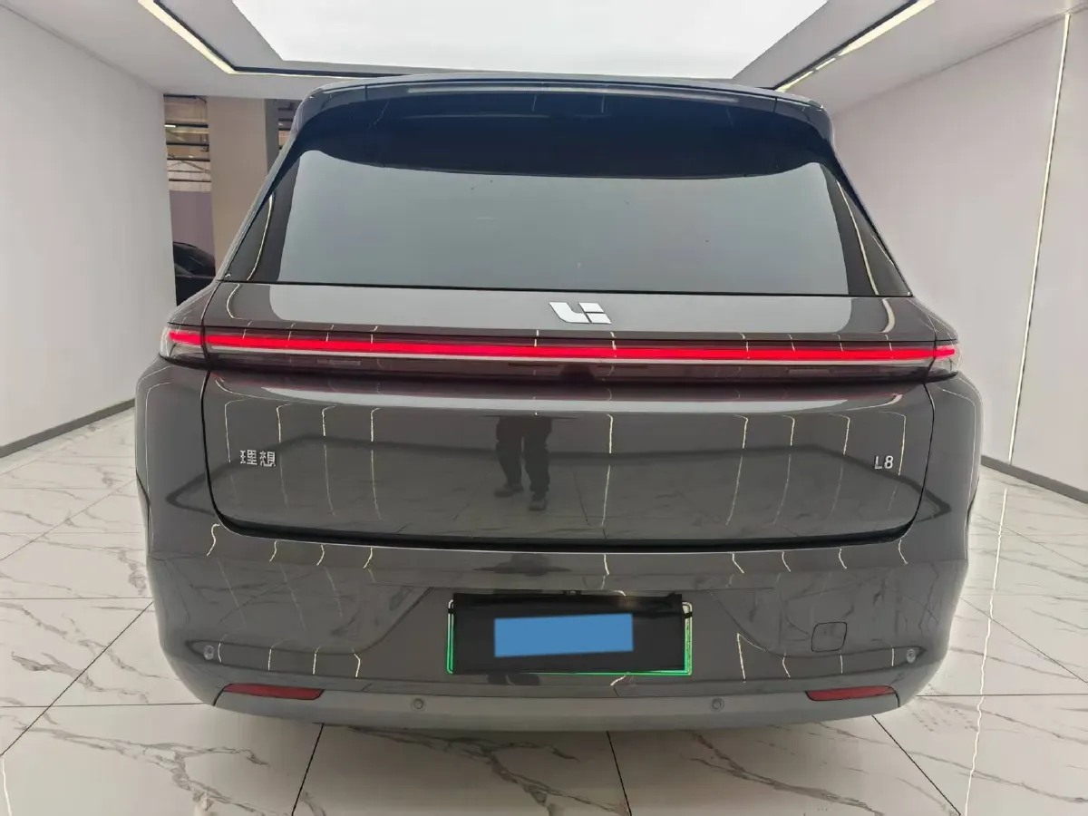 2023 Li L8 Range Extended 154HP REEV 40.9KWH,autocango,china used car exporter,china ev exporter,chinese used car exporter,chinese used ev exporter