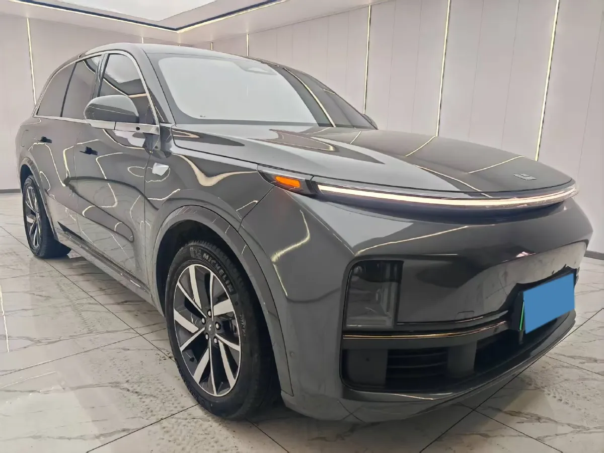 2023 Li L8 Range Extended 154HP REEV 40.9KWH,autocango,china used car exporter,china ev exporter,chinese used car exporter,chinese used ev exporter