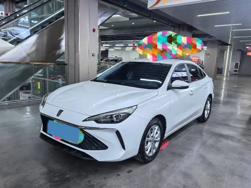 2023 Roewe i5 1.5L 129HP L4 5MT,autocango,china used car exporter,china ev exporter,chinese used car exporter,chinese used ev exporter