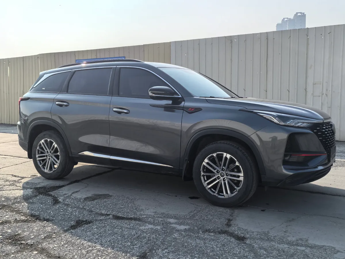 2020 ChangAn CS75 Plus 1.5T 178HP L4 6AT,autocango,china used car exporter,china ev exporter,chinese used car exporter,chinese used ev exporter