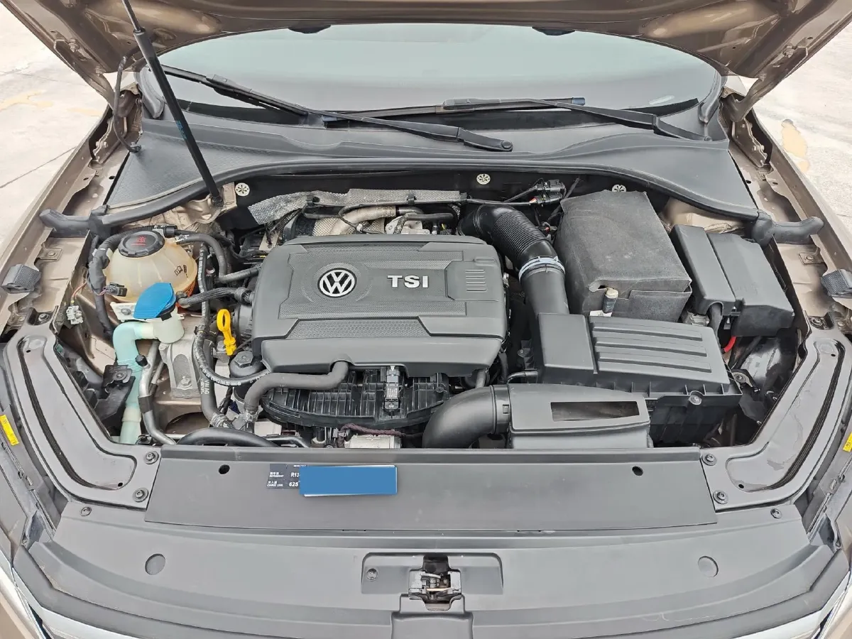 2017 Volkswagen Passat 1.8T 180HP L4 7DCT,autocango,china used car exporter,china ev exporter,chinese used car exporter,chinese used ev exporter