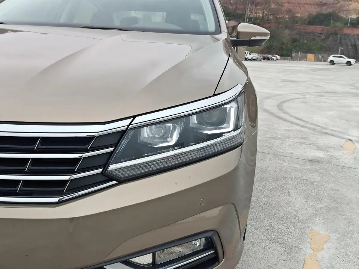 2017 Volkswagen Passat 1.8T 180HP L4 7DCT,autocango,china used car exporter,china ev exporter,chinese used car exporter,chinese used ev exporter