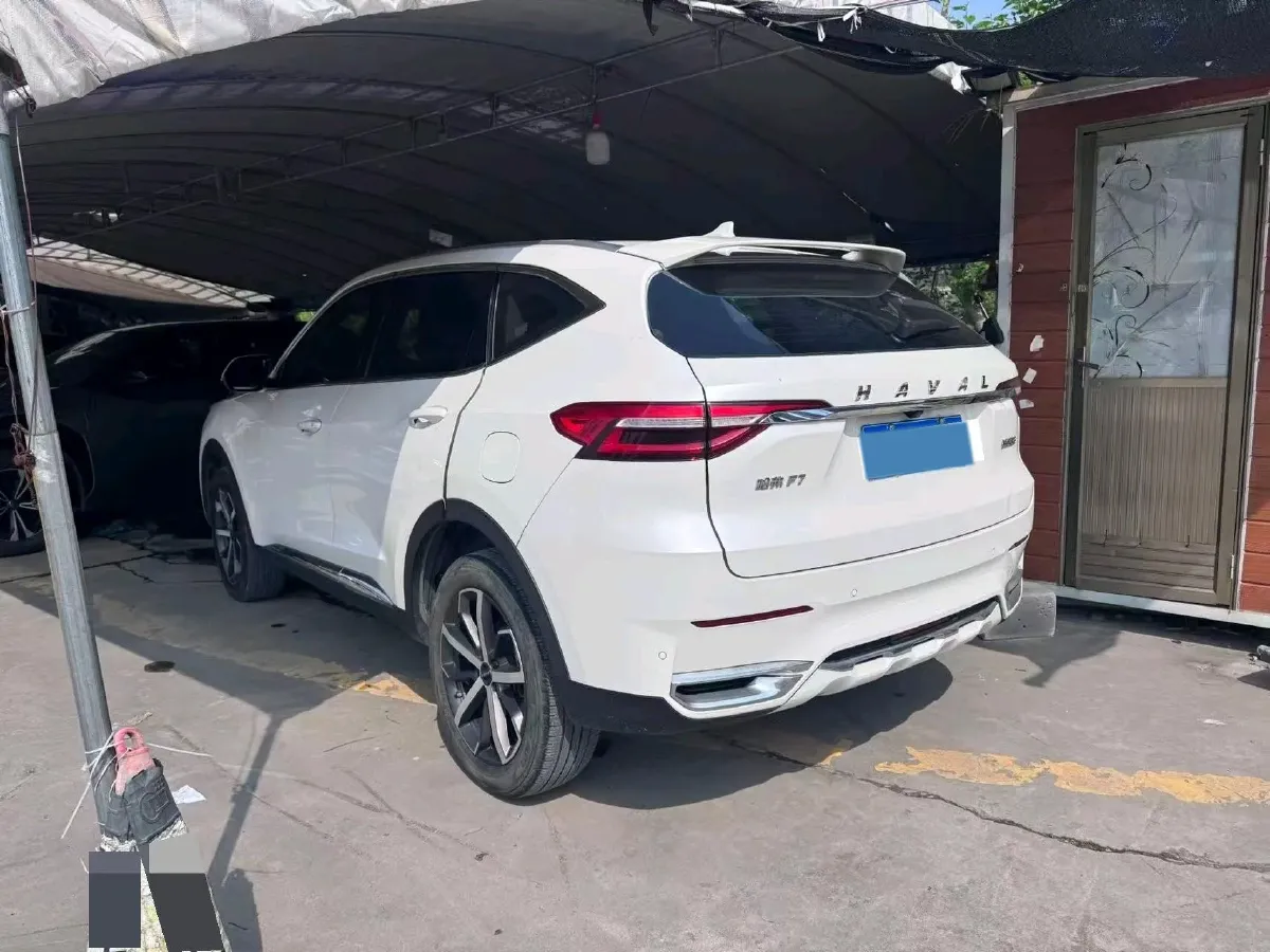 2021 Haval F7 1.5T 169HP L4 7DCT,autocango,china used car exporter,china ev exporter,chinese used car exporter,chinese used ev exporter