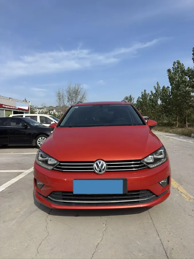 2018 Volkswagen Golf Sportsvan 1.4T 131HP L4 7DCT,autocango,china used car exporter,china ev exporter,chinese used car exporter,chinese used ev exporter