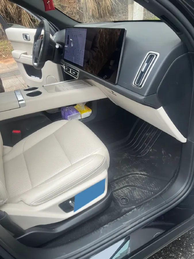 2024 Li L8 Range Extended 154HP REEV 42.8KWH,autocango,china used car exporter,china ev exporter,chinese used car exporter,chinese used ev exporter