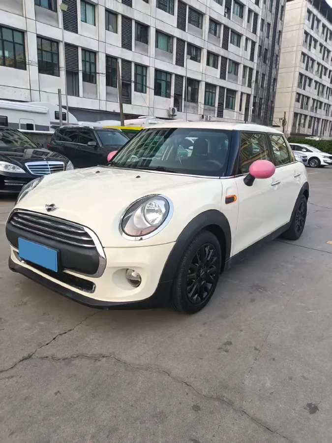 2016 MINI MINI 1.2T 102HP L3 6AT,autocango,china used car exporter,china ev exporter,chinese used car exporter,chinese used ev exporter