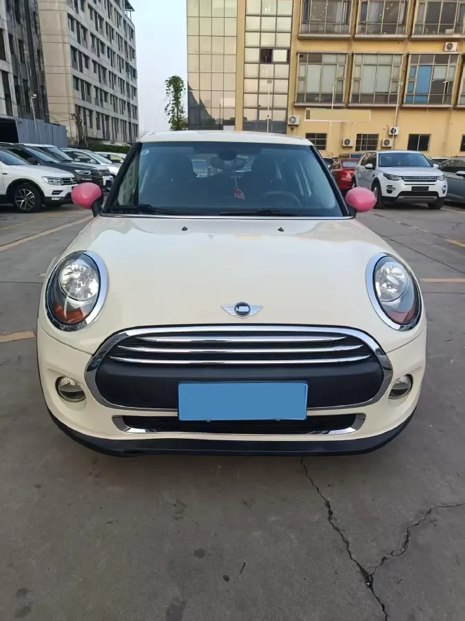 2016 MINI MINI 1.2T 102HP L3 6AT,autocango,china used car exporter,china ev exporter,chinese used car exporter,chinese used ev exporter