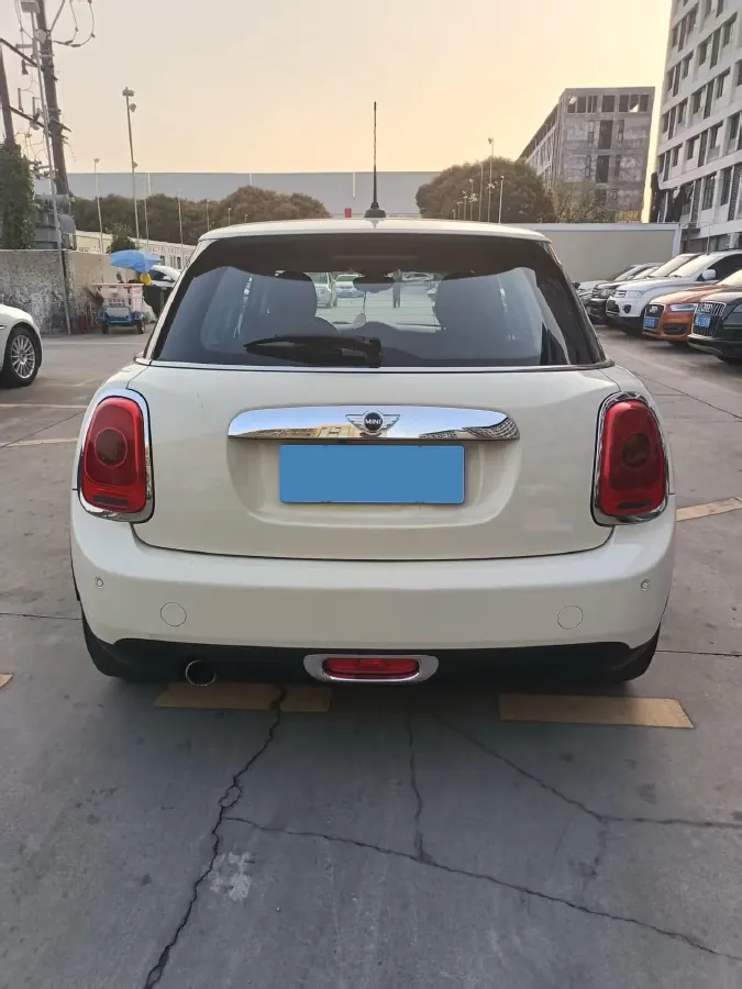 2016 MINI MINI 1.2T 102HP L3 6AT,autocango,china used car exporter,china ev exporter,chinese used car exporter,chinese used ev exporter