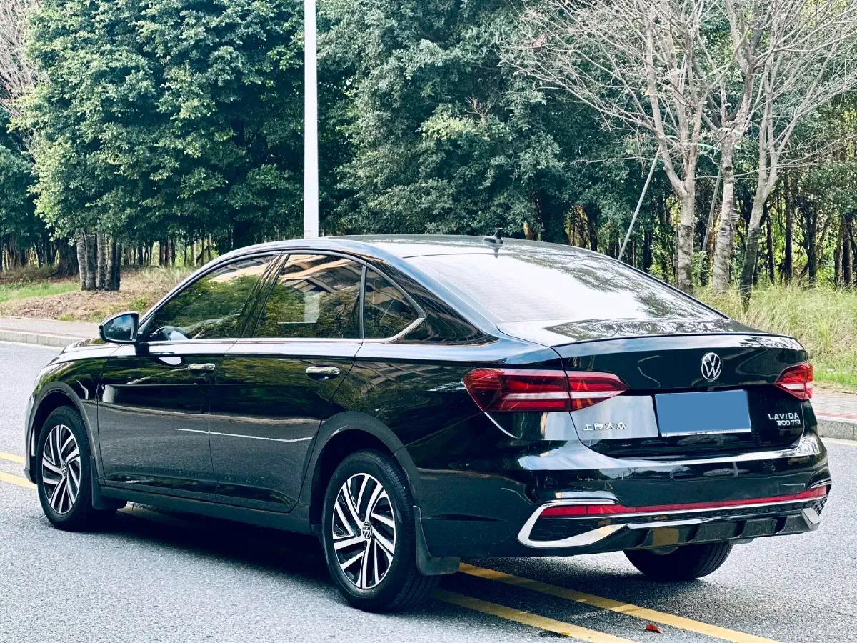 2023 Volkswagen Lavida 1.5T 160HP L4 7DCT,autocango,china used car exporter,china ev exporter,chinese used car exporter,chinese used ev exporter