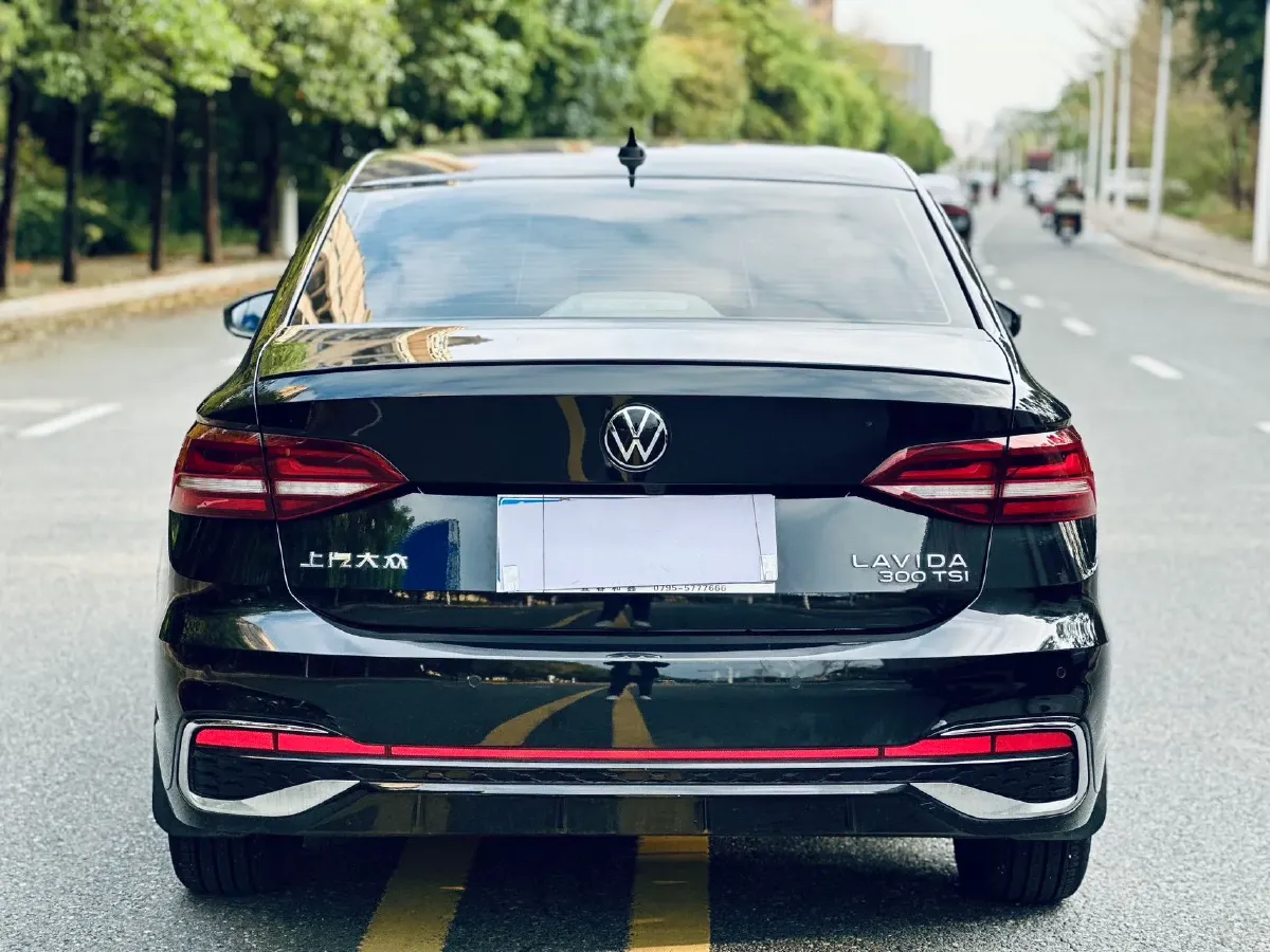 2023 Volkswagen Lavida 1.5T 160HP L4 7DCT,autocango,china used car exporter,china ev exporter,chinese used car exporter,chinese used ev exporter