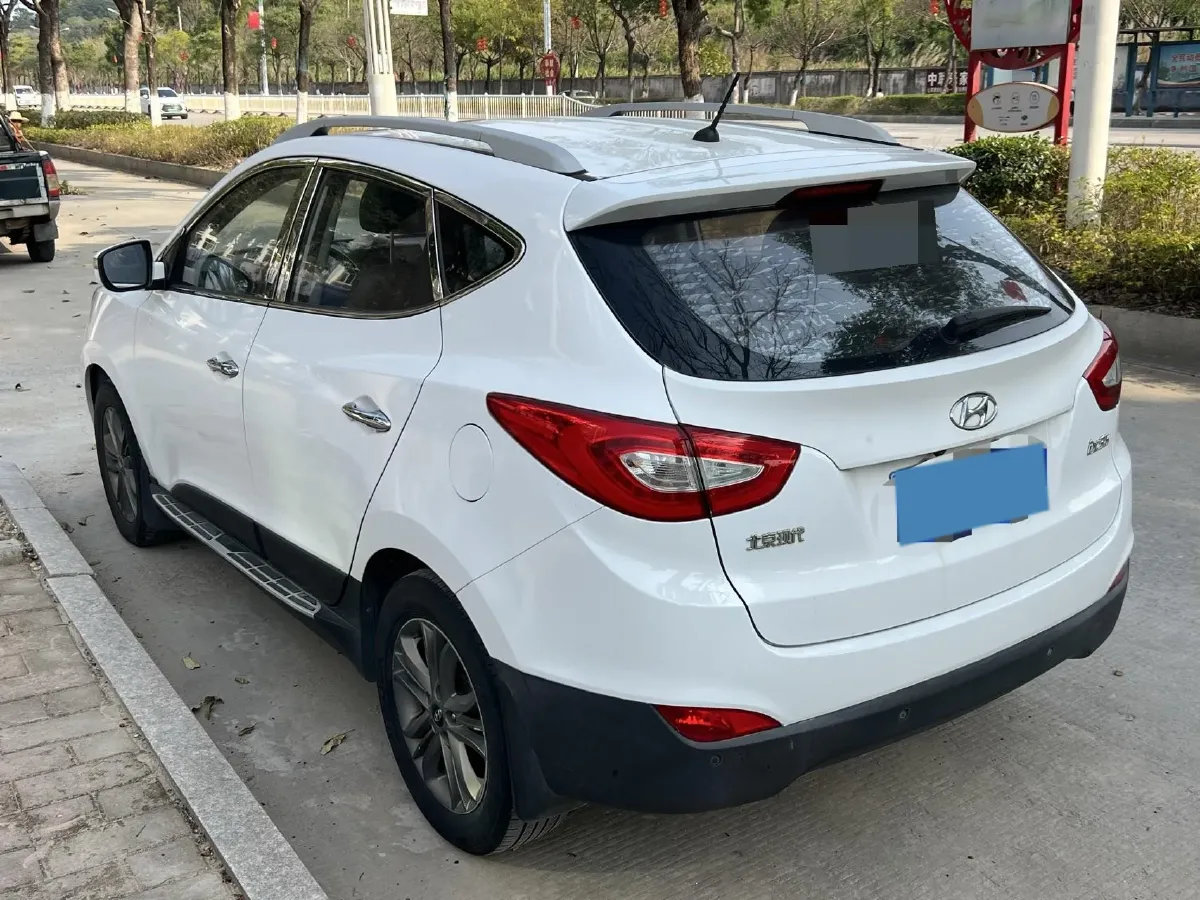 2015 Hyundai ix35 2.0L 160HP L4 6AT,autocango,china used car exporter,china ev exporter,chinese used car exporter,chinese used ev exporter