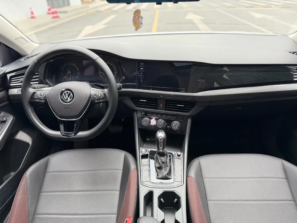 2021 Volkswagen Bora 1.5L 113HP L4 6AT,autocango,china used car exporter,china ev exporter,chinese used car exporter,chinese used ev exporter