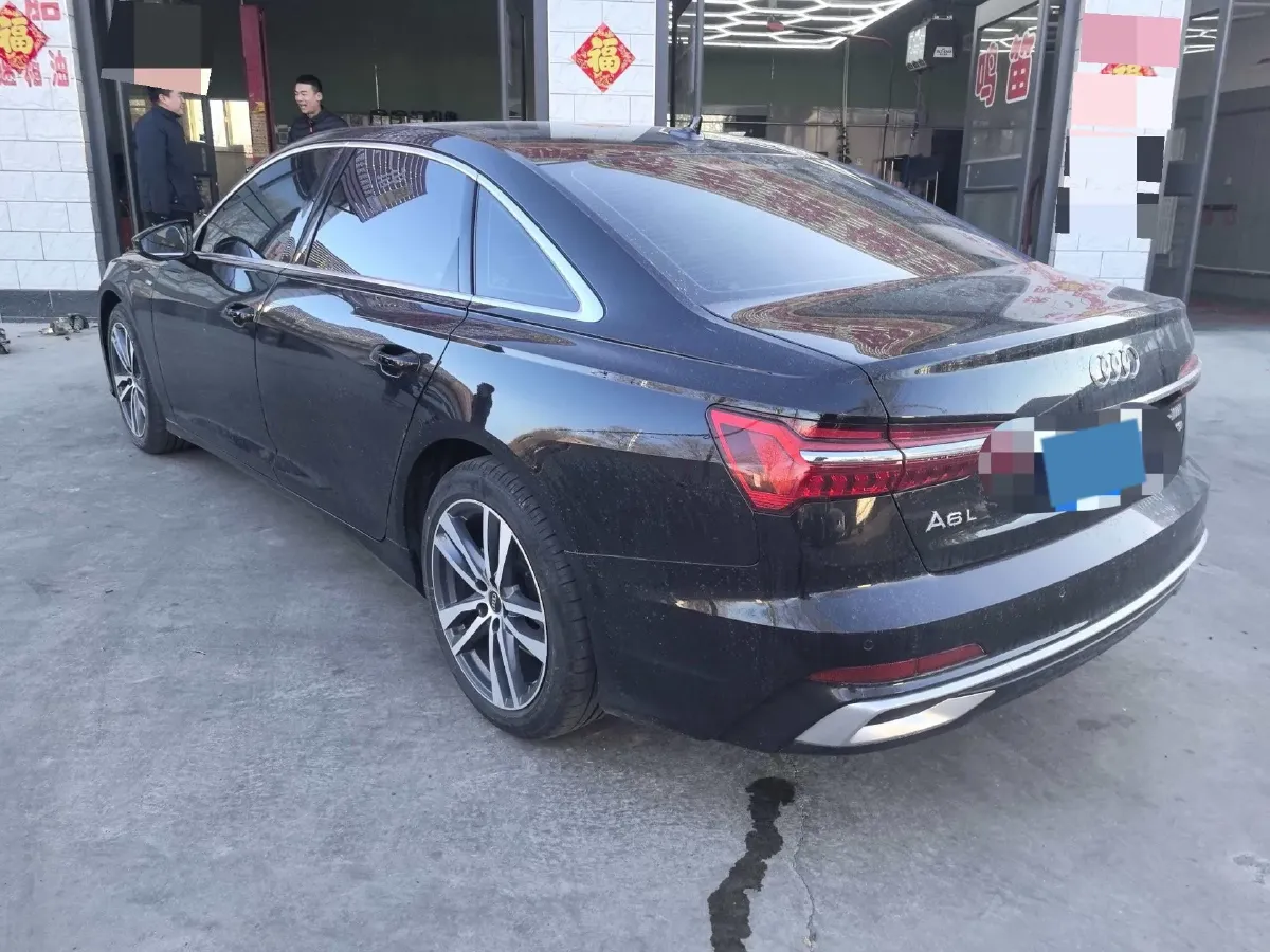 2023 Audi A6L 2.0T 190HP L4 7DCT,autocango,china used car exporter,china ev exporter,chinese used car exporter,chinese used ev exporter