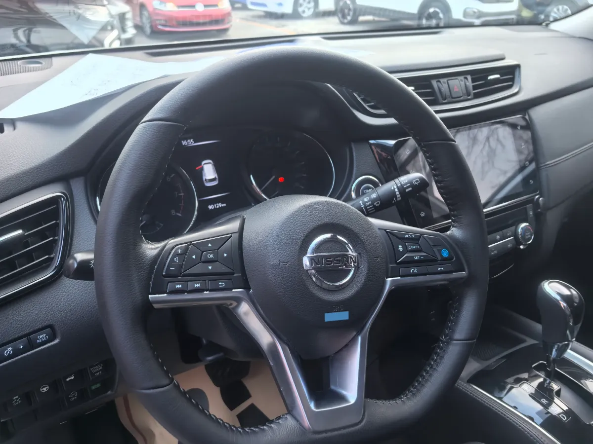 2021 Nissan X-Trail 2.5L 181HP L4 CVT,autocango,china used car exporter,china ev exporter,chinese used car exporter,chinese used ev exporter