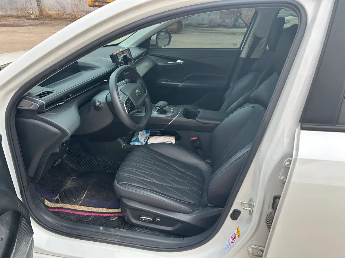 2024 ChangAn QiYuan A05 1.5L 110HP L4 E-CVT PHEV 9.07KWH,autocango,china used car exporter,china ev exporter,chinese used car exporter,chinese used ev exporter