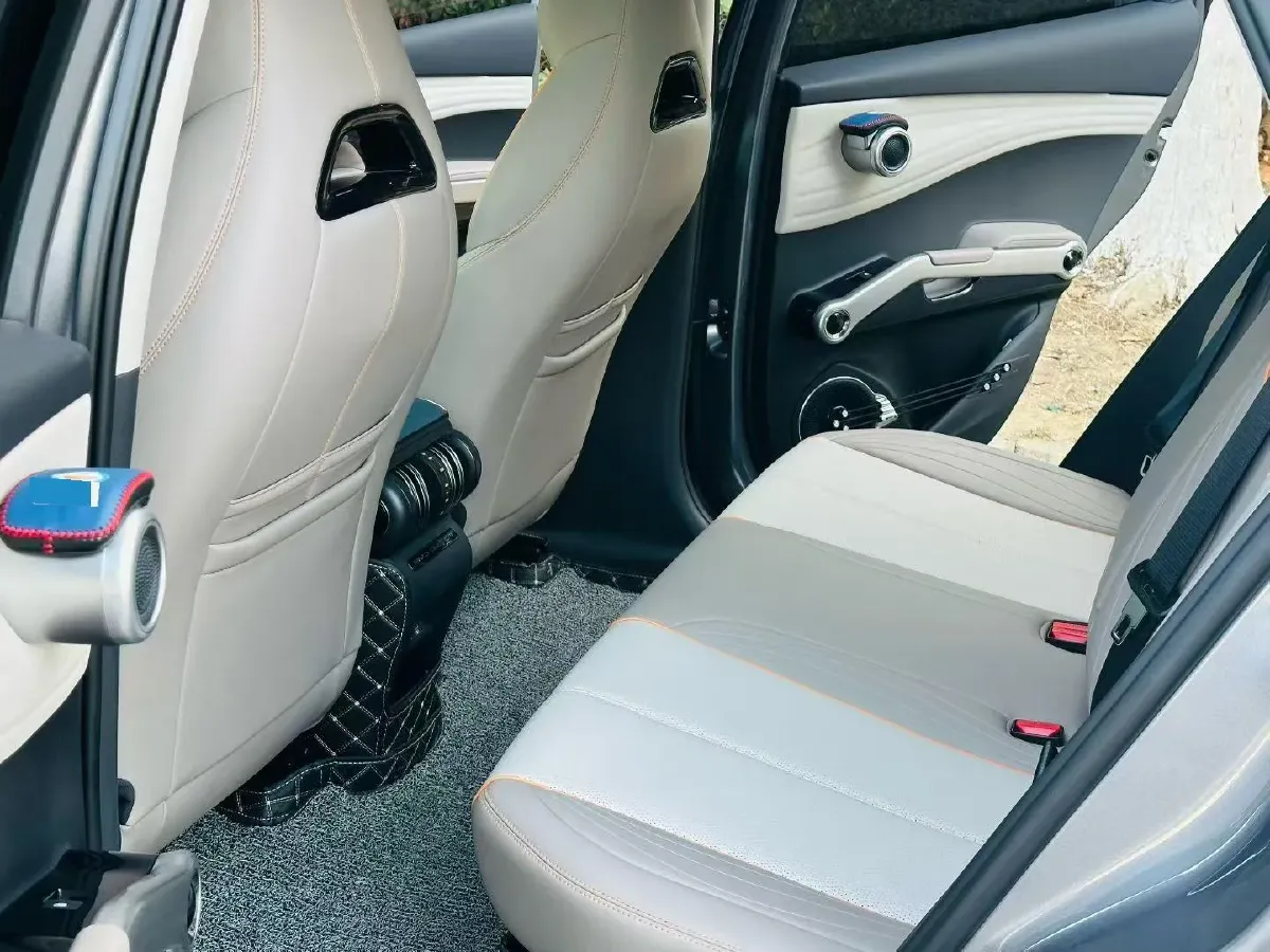 2022 Roewe RX5 MAX 1.5T 181HP L4 6AT,autocango,china used car exporter,china ev exporter,chinese used car exporter,chinese used ev exporter