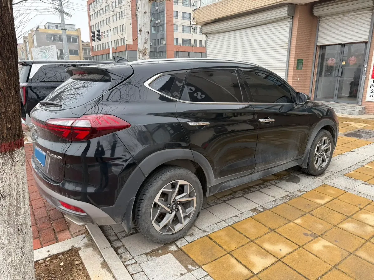 2019 Hyundai Tucson 1.6T 177HP L4 7DCT,autocango,china used car exporter,china ev exporter,chinese used car exporter,chinese used ev exporter