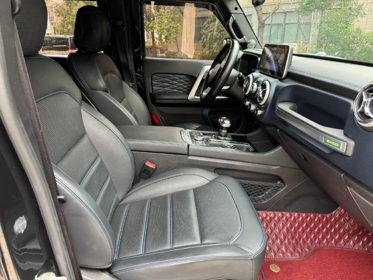 2020 Beijing BJ40 2.0T 224HP L4 8AT,autocango,china used car exporter,china ev exporter,chinese used car exporter,chinese used ev exporter