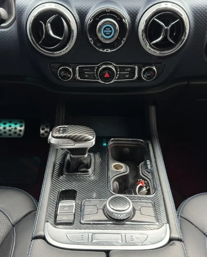 2020 Beijing BJ40 2.0T 224HP L4 8AT,autocango,china used car exporter,china ev exporter,chinese used car exporter,chinese used ev exporter