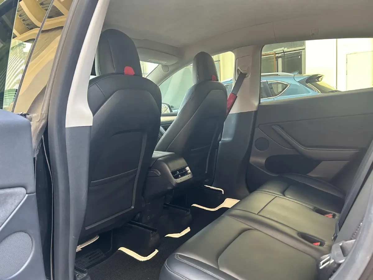 2022 Tesla Model Y BEV 60KWH,autocango,china used car exporter,china ev exporter,chinese used car exporter,chinese used ev exporter