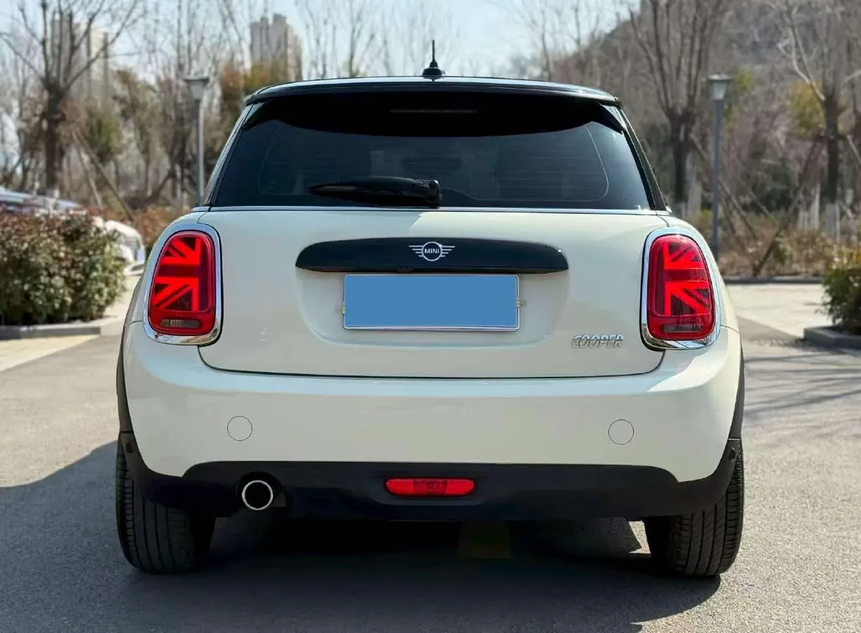 2020 MINI MINI 1.5T 136HP L3 7DCT,autocango,china used car exporter,china ev exporter,chinese used car exporter,chinese used ev exporter