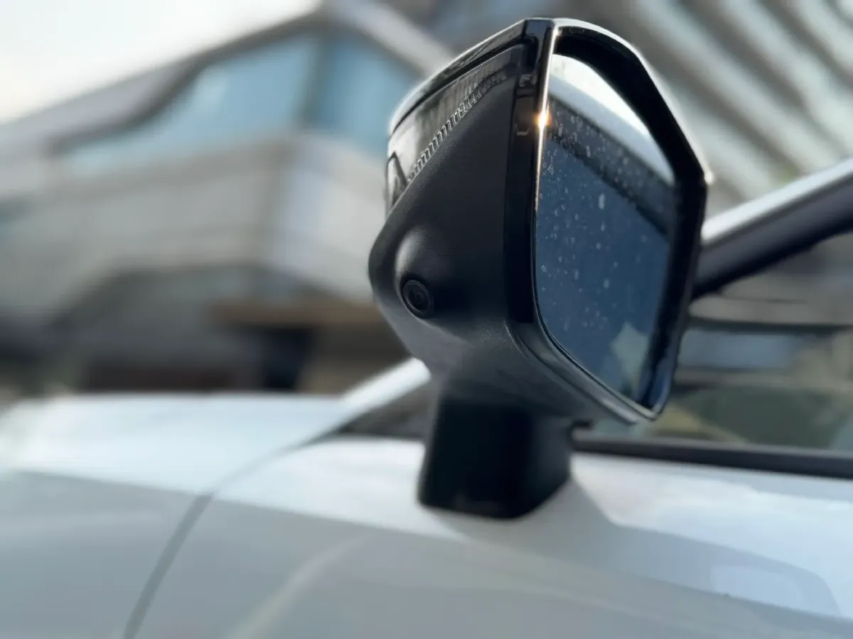 2023 ChangAn UNI-V 1.5T 188HP L4 7DCT,autocango,china used car exporter,china ev exporter,chinese used car exporter,chinese used ev exporter