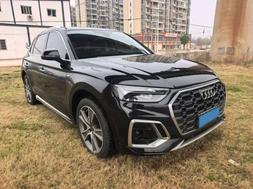 2022 Audi Q5L 2.0T 252HP L4 7DCT,autocango,china used car exporter,china ev exporter,chinese used car exporter,chinese used ev exporter