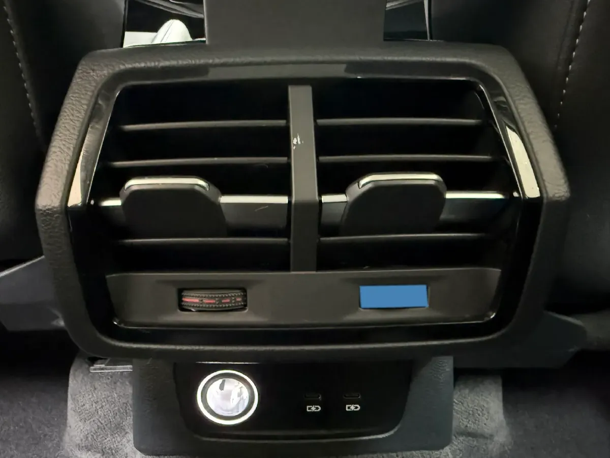 2022 Audi Q3 1.4T 150HP L4 7DCT,autocango,china used car exporter,china ev exporter,chinese used car exporter,chinese used ev exporter