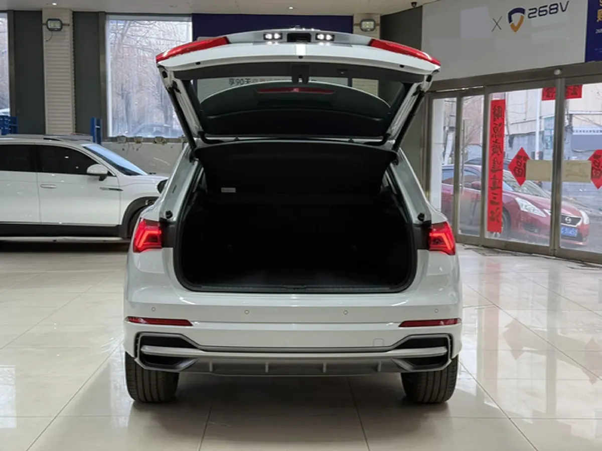 2022 Audi Q3 1.4T 150HP L4 7DCT,autocango,china used car exporter,china ev exporter,chinese used car exporter,chinese used ev exporter