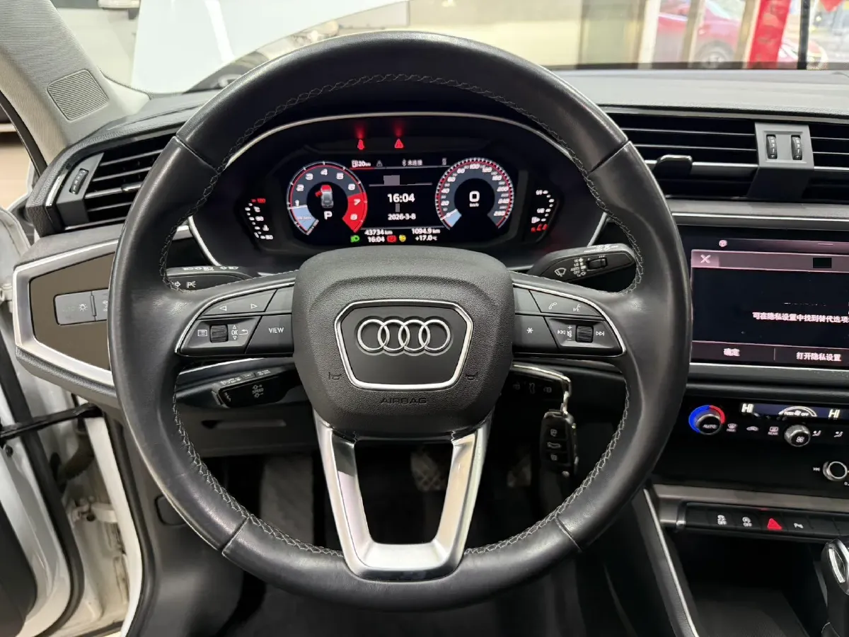 2022 Audi Q3 1.4T 150HP L4 7DCT,autocango,china used car exporter,china ev exporter,chinese used car exporter,chinese used ev exporter