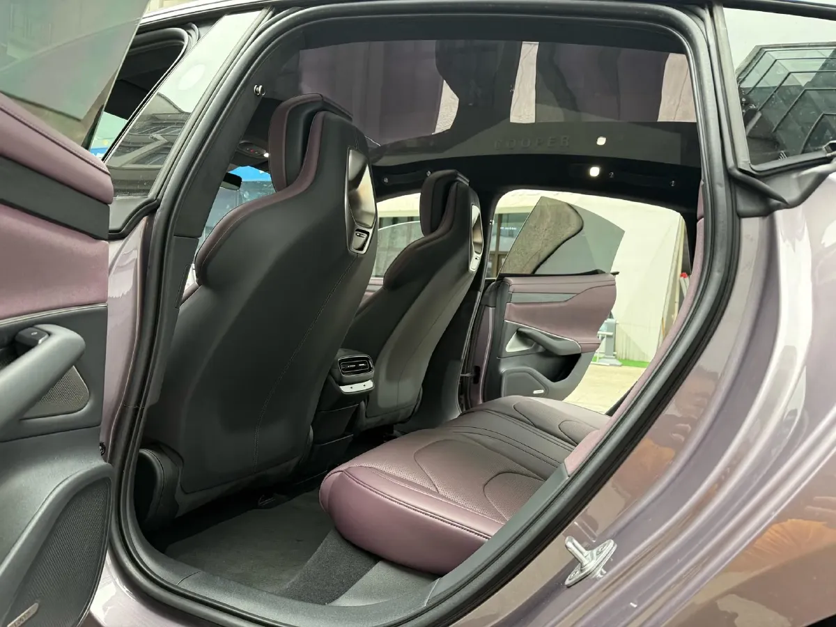 2024 MI SU7 BEV 101KWH,autocango,china used car exporter,china ev exporter,chinese used car exporter,chinese used ev exporter