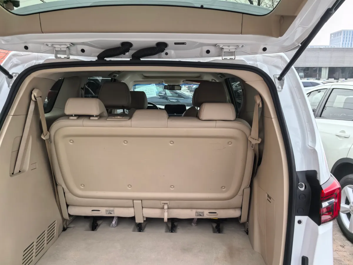 2023 Buick GL8 2.0T 237HP L4 9AT,autocango,china used car exporter,china ev exporter,chinese used car exporter,chinese used ev exporter