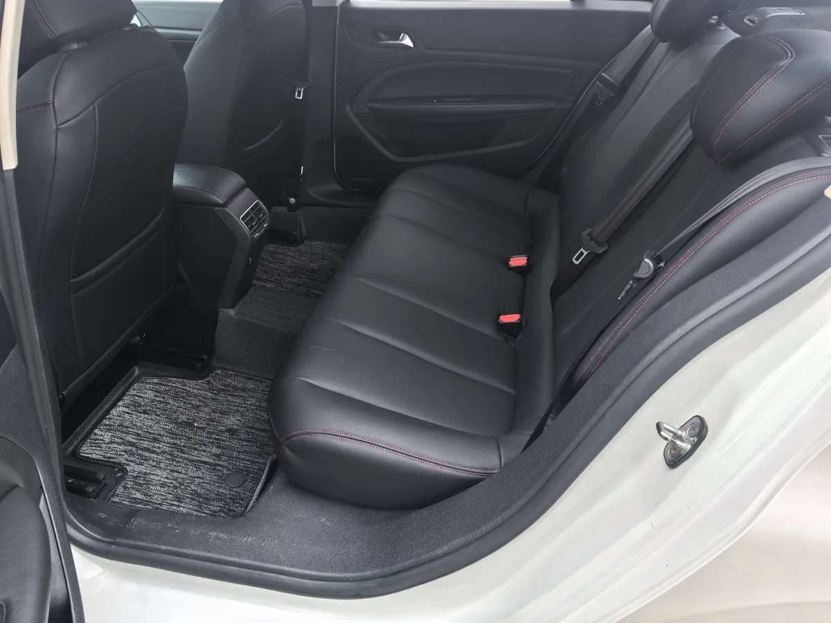 2018 Peugeot 408 1.6T 167HP L4 6AT,autocango,china used car exporter,china ev exporter,chinese used car exporter,chinese used ev exporter