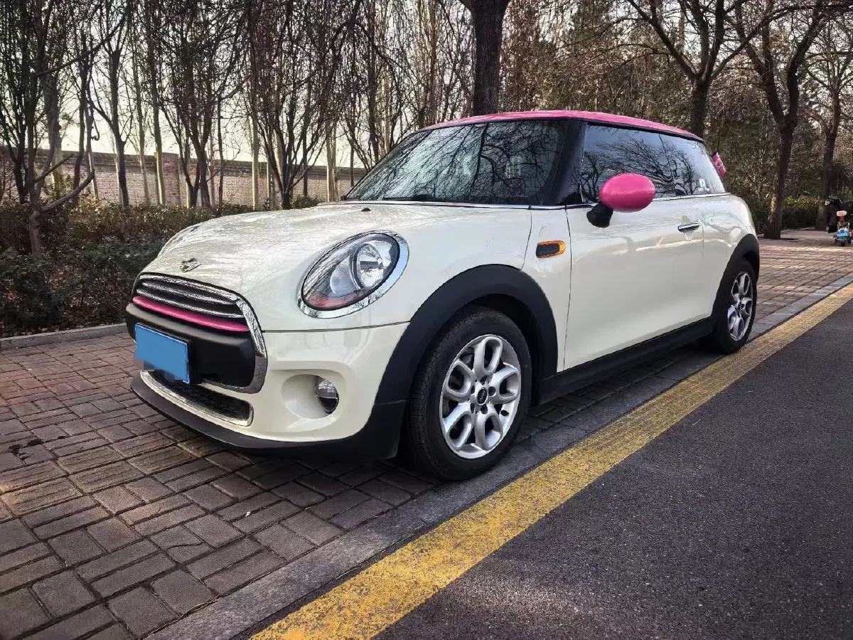 2016 MINI MINI 1.2T 102HP L3 6AT,autocango,china used car exporter,china ev exporter,chinese used car exporter,chinese used ev exporter