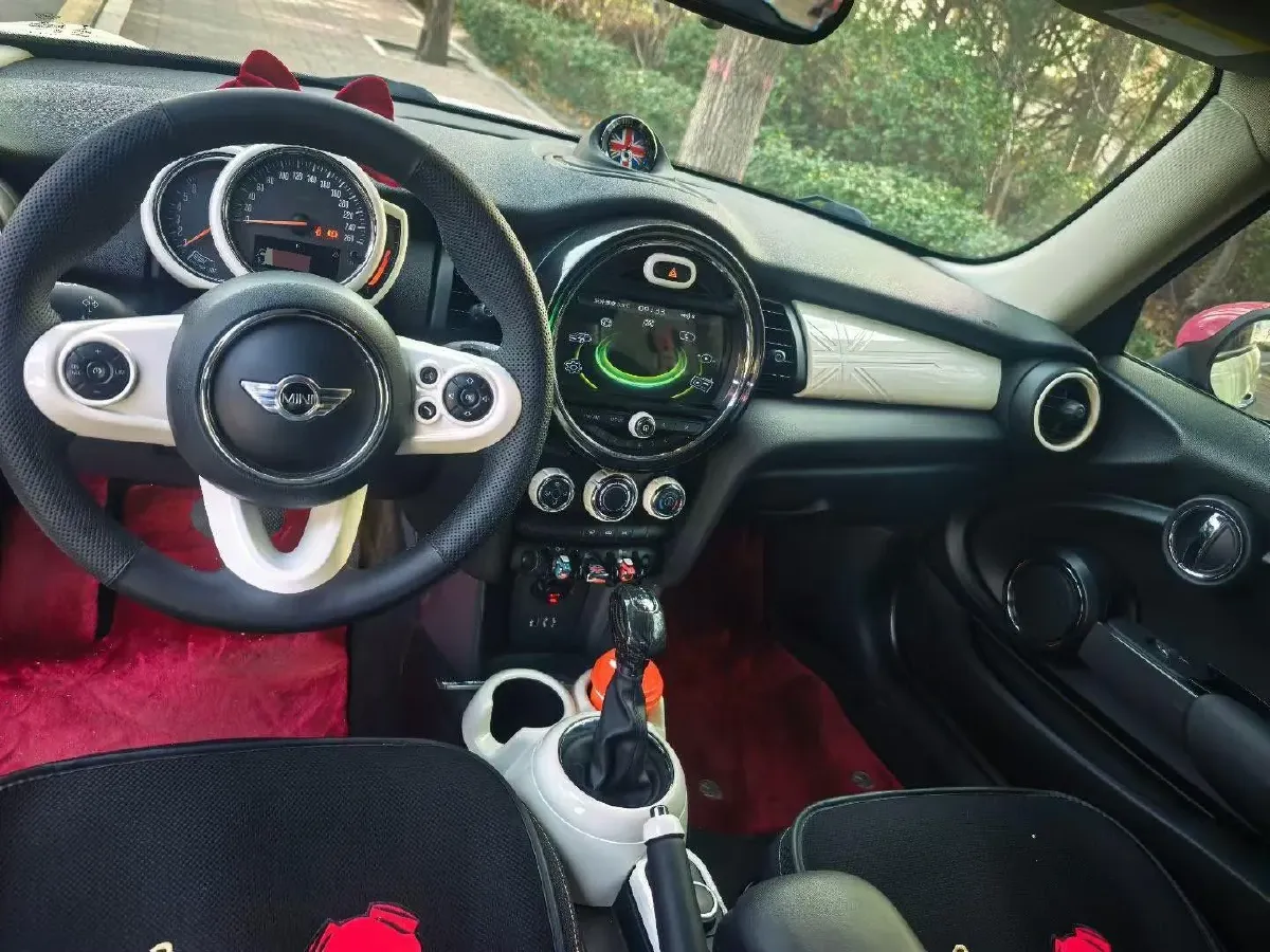 2016 MINI MINI 1.2T 102HP L3 6AT,autocango,china used car exporter,china ev exporter,chinese used car exporter,chinese used ev exporter