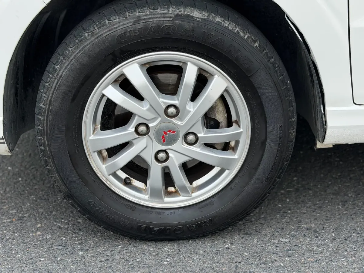 2018 WuLing HongGuang 1.5L 105HP L4 5MT,autocango,china used car exporter,china ev exporter,chinese used car exporter,chinese used ev exporter