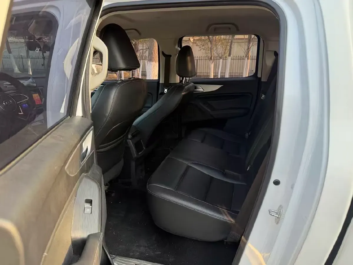 2021 Great Wall Poer 2.0T 163HP L4 6MT,autocango,china used car exporter,china ev exporter,chinese used car exporter,chinese used ev exporter