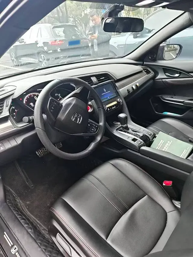 2021 Honda Civic 1.5T 177HP L4 CVT,autocango,china used car exporter,china ev exporter,chinese used car exporter,chinese used ev exporter