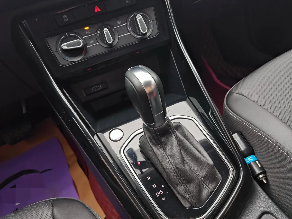 2022 Jetta VS5 1.4T 150HP L4 6AT,autocango,china used car exporter,china ev exporter,chinese used car exporter,chinese used ev exporter