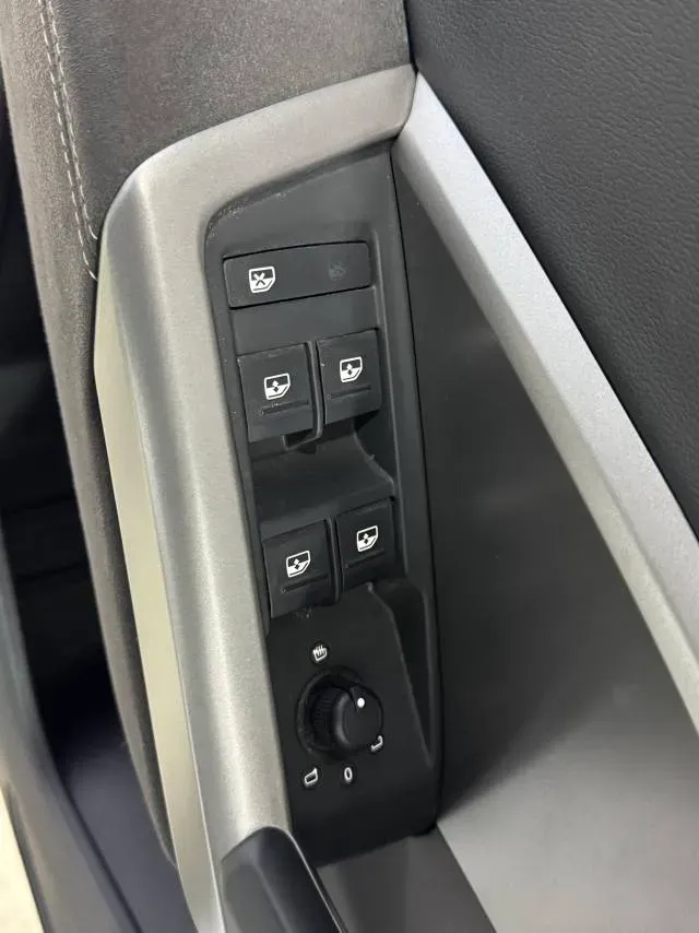 2022 Audi Q3 1.4T 150HP L4 7DCT,autocango,china used car exporter,china ev exporter,chinese used car exporter,chinese used ev exporter