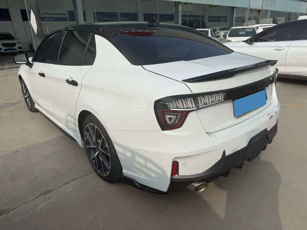 2022 LYNK&CO 03 2.0T 190HP L4 7DCT,autocango,china used car exporter,china ev exporter,chinese used car exporter,chinese used ev exporter