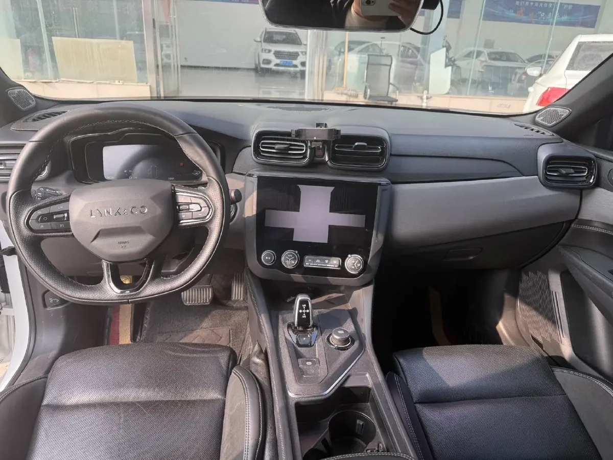 2022 LYNK&CO 03 2.0T 190HP L4 7DCT,autocango,china used car exporter,china ev exporter,chinese used car exporter,chinese used ev exporter