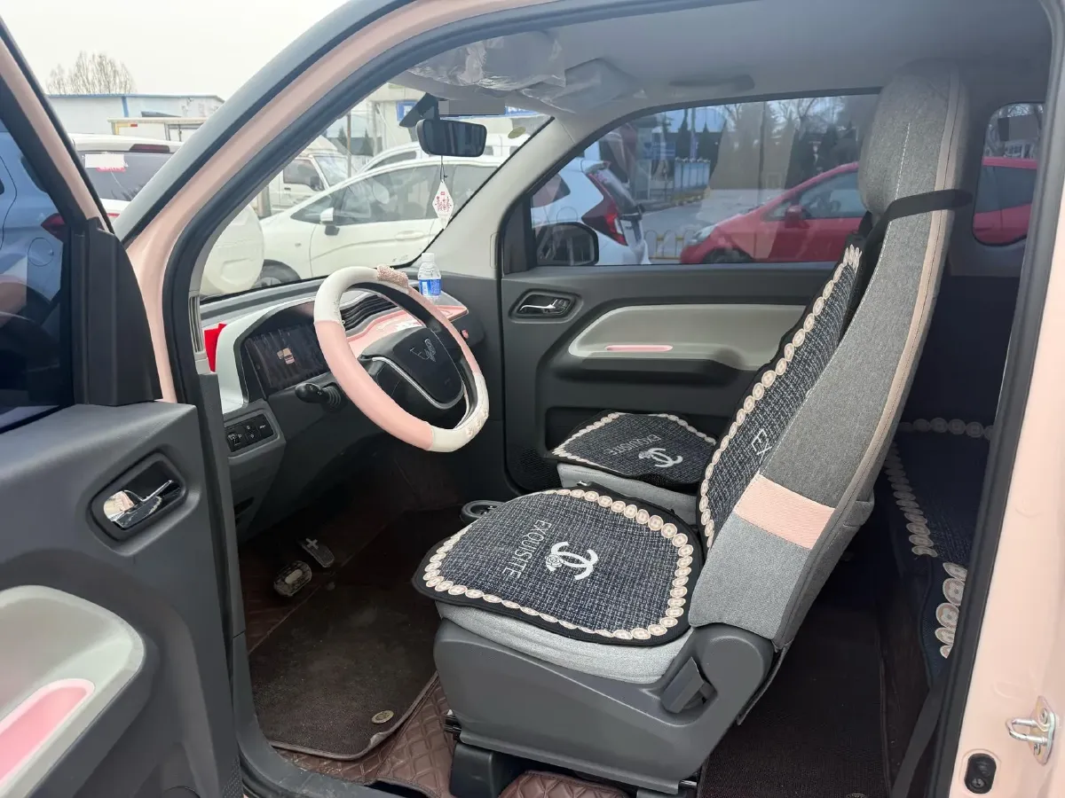 2021 WuLing HongGuang MINI EV BEV 9.3KWH,autocango,china used car exporter,china ev exporter,chinese used car exporter,chinese used ev exporter